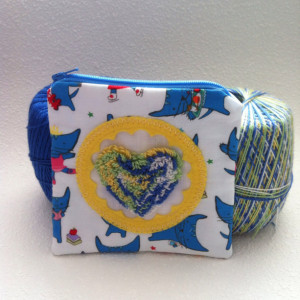 Little cat and heart zipper pouch with needle punch embroidery
