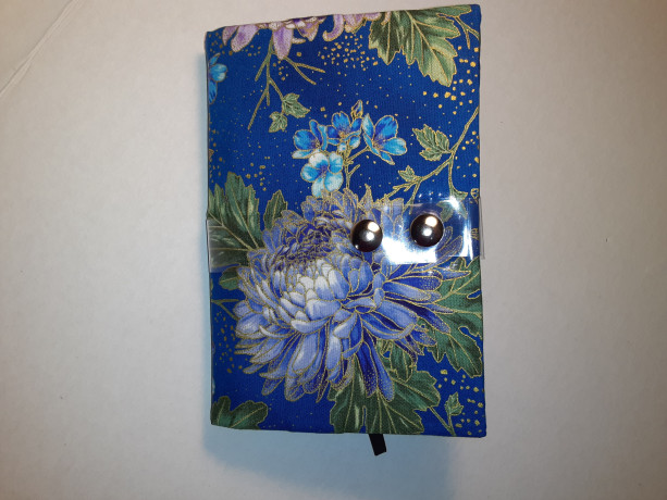Read E-Z book cover/holder in Graceful Garden fabric