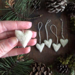 Felted wool heart ornaments, set of 5, Natural White, heart theme decor, mini Christmas tree ornament, Valentine's Day decor, white heart
