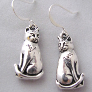 Cat Earrings  Sitting Cat Earrings Feline Earrings Pewter Copper Cat Jewelry