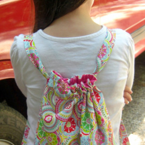 Fuchsia Medallion Child Drawstring Backpack