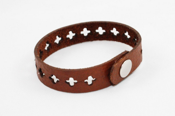 Skinny Leather Bracelet - Cross Cutouts (Brown)