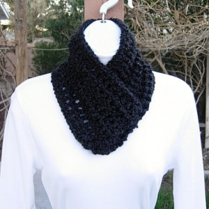 SUMMER COWL SCARF Solid Black, Small Short Infinity Loop, Handmade Crochet Knit Soft Lightweight Spring Neck Warmer..Ready to Ship in 2 Days