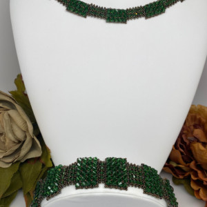 Hand Made  Swarovski Crystal Dark Green  Necklace  Swarovski Set