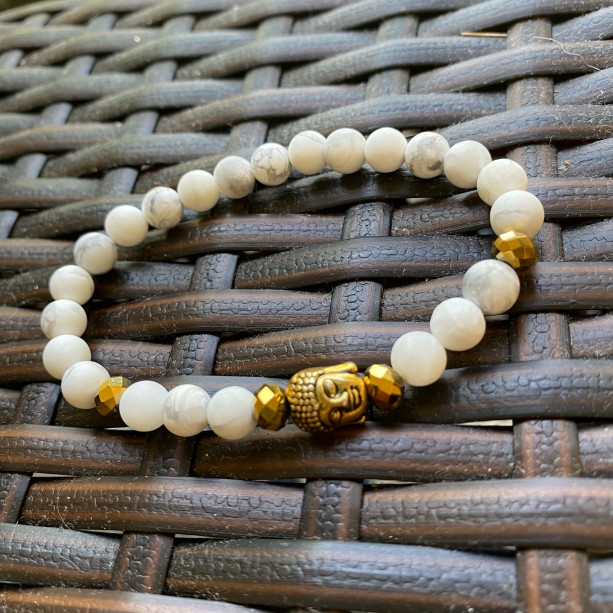 White Howlite & Gold Buddha Bracelet 