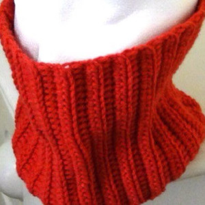 Neck Warmer - Red Winter Neckwarmer - Fitted Cowl - Rouge Red Neck Cozy