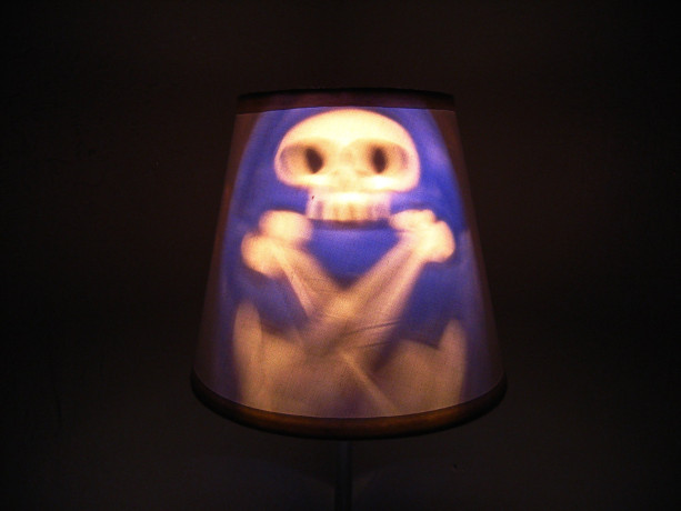 Hand-Painted Skull Mood-Light Bulb 