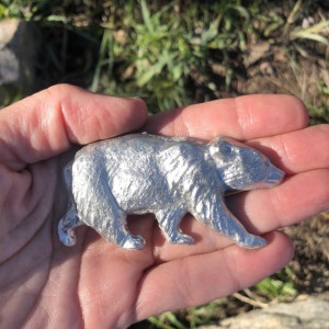 Black bear magnet pewter figurine, California, hand cast