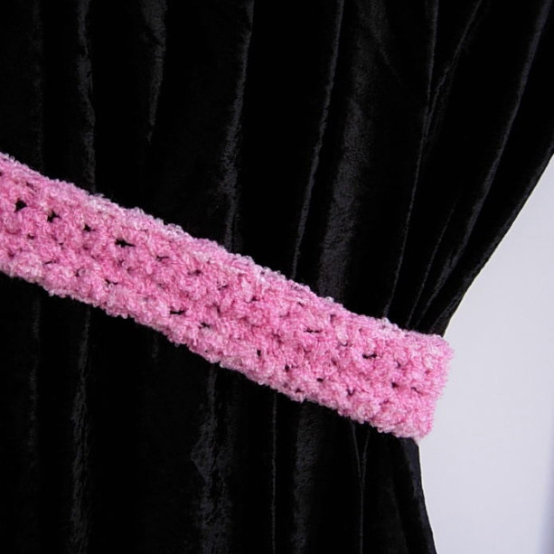 Curtain Tiebacks, Curtain Tie Backs Set, One Pair of Pink Boucle Drapery Ties, Drapes Holders, Soft Crochet Knit..Ready to Ship & Custom