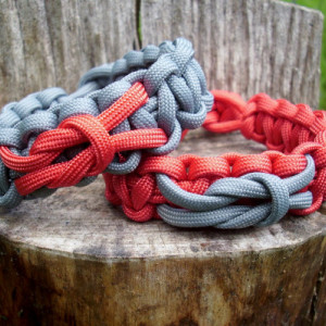 Couples Paracord Bracelet with Love Knot or Square Knot