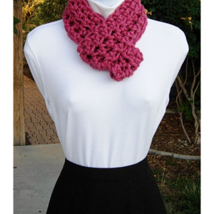 Small INFINITY SCARF, Skinny Loop Scarf Short Winter Cowl Solid Raspberry Dark Pink Soft Crochet Circle Neck Warmer..Ready to Ship in 2 Days