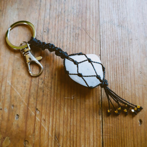 SNOW QUARTZ handmade keychain | best friend gift | boho keychain | crystal keychain | mother's day  | crystal gift | crystal