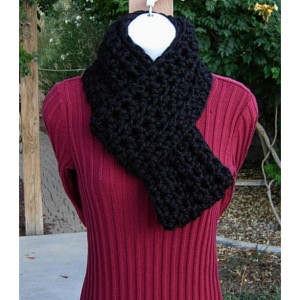 INFINITY SCARF Loop Cowl, Solid Black, Bulky Soft Wool Blend, Handmade Crochet Knit Winter Circle Endless Scarf, Neck Warmer..Ready to Ship in 2 Days