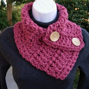NECK WARMER SCARF, Raspberry Dark Pink Rose Wool Acrylic Blend Natural Wood Buttons, Winter Cowl..Ready to Ship in 3 Days