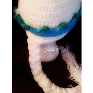 Crochet Ice queen hat with crown and braid. you choose size!