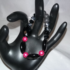 Black Onyx & Pink Pearl Beads w/Lava Stone Diffuser Bracelet