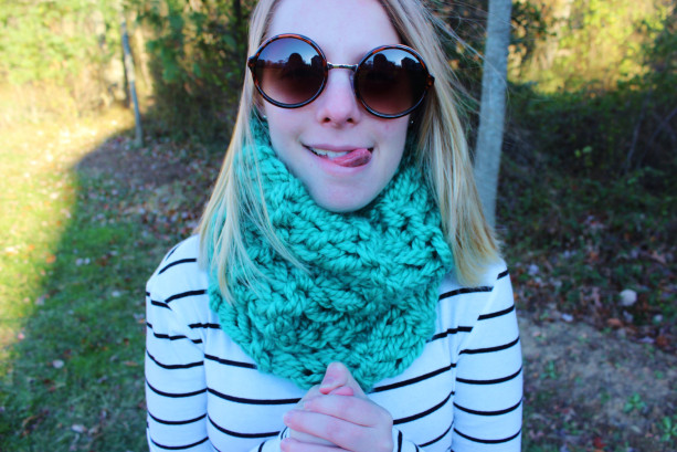 Teal Green Knitted Circle Scarf with Double Knit Loop Pattern, Chunky Soft Fashion Neck Warmer