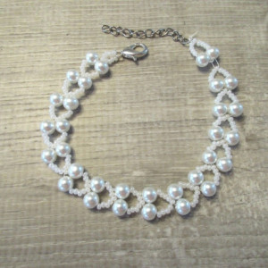Beaded Bracelet White Pearl Glass Beads