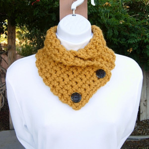 Mustard NECK WARMER SCARF, Small Buttoned Cowl, Dark Yellow Gold, Two Buttons, Thick Chunky Winter Crochet Knit, Ready to Ship in 3 Days