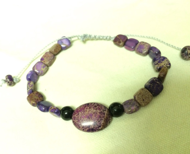 Purple adjustable bracelet