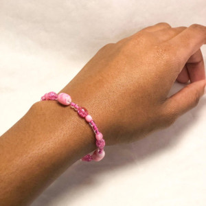 Pink beaded bracelet 