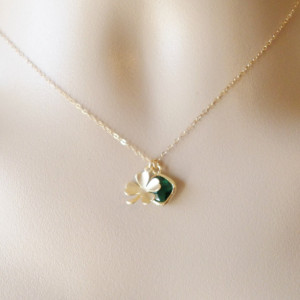 Gold Four Leaf Clover and Emerald Necklace - Clover Necklace - Gold Good Luck Necklace - Cluster Necklace - Valentines Day