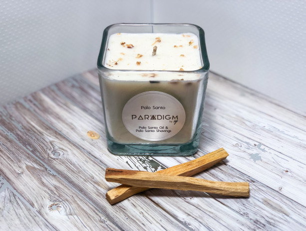 Palo Santo Candle with 100% Soy Wax and Palo Santo Oil