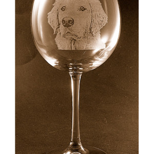 Etched Golden Retriever on Elegant Wine Glass (set of 2)