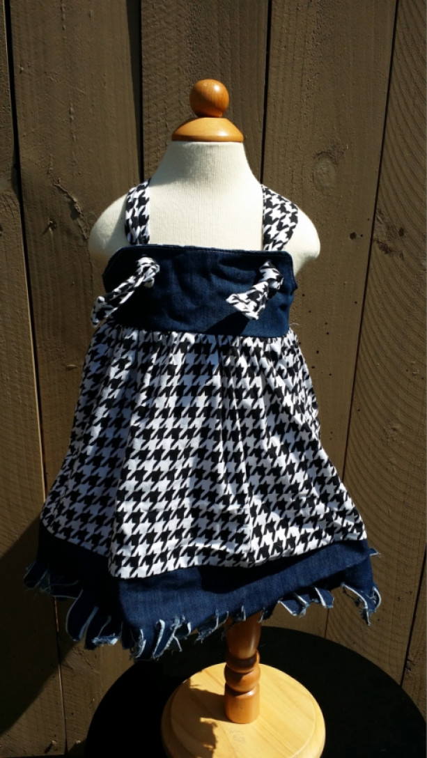 Country Girl Jean Dress Houndstooth