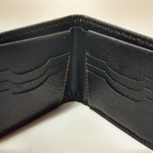 Prašina Najdalje Pravilo  Hand carved Leather wallet | aftcra