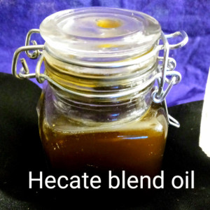 Hecate oil