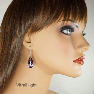 Free Shipping - Gorgeous Austrian Crystal Teardrop Sterling Silver Earrings 