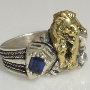10 K gold New York Library Guardian Lion Saphire sterling silver ring