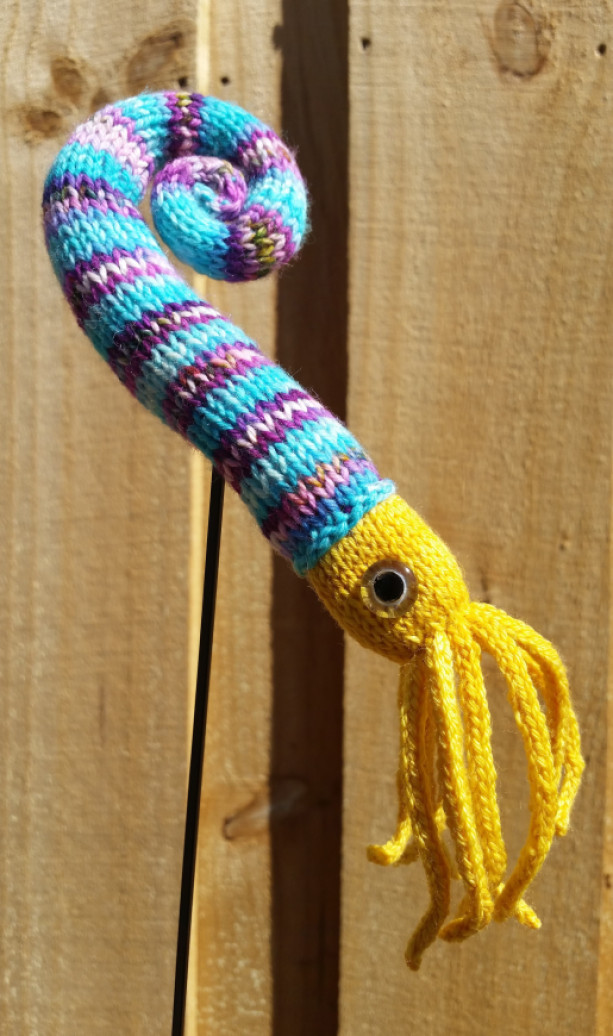 Knit LITUITES - PREHISTORIC SQUID