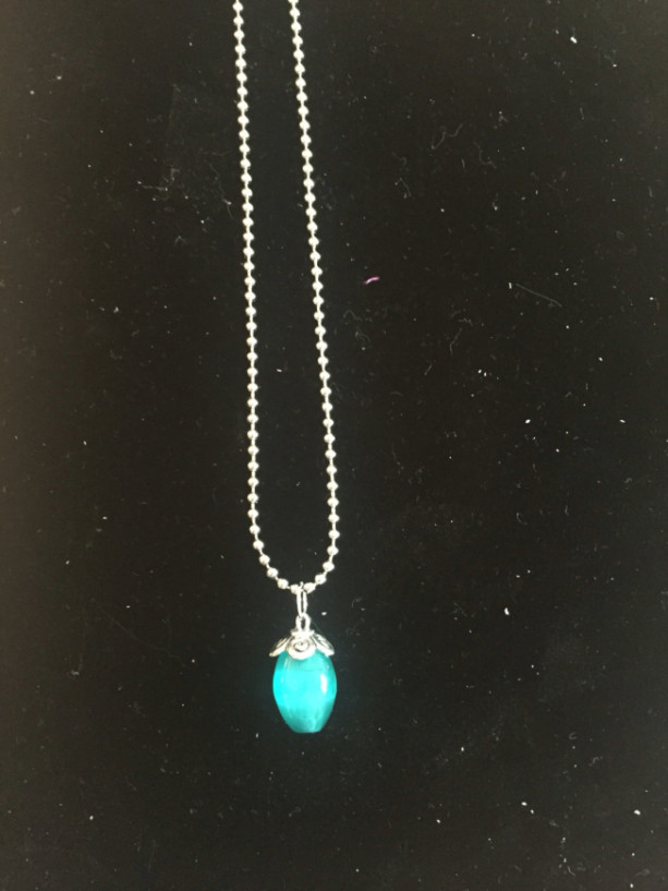 Glass pendant with ball chain