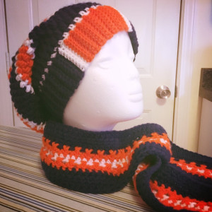 Matching slouchy hat and scarf