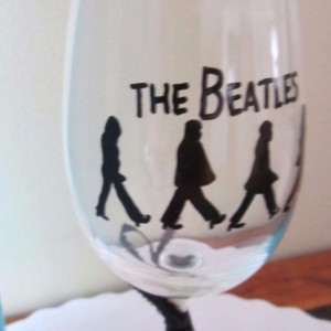 Hand Painted Glass Beatles Stemware 12-oz Wine-Glass