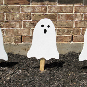 Ghost Yard Art, Halloween Decor,  Halloween Ghost, Wood Ghost