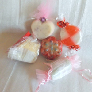 NATURAL HANDMADE BODY AND BATH COLLECTION WITH FOOT SOAK
