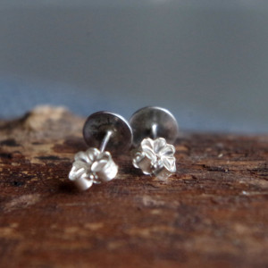 Small Sterling Silver studs - Post earrings - Double abstract mod circles - Small round earrings (size SM)