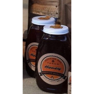 Two Pounds (32oz) Delicious Fresh Honey in Glass Jar with Metal Lid