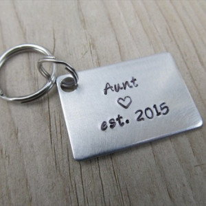 Gift for Aunt- Keychain- Aunt's Keychain "Aunt est. (year of choice)" with stamped heart-  Hand-Stamped Keychain by Jenn Stewart