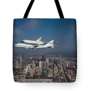 Space Shuttle Endeavour Over Houston Texas Tote Bag