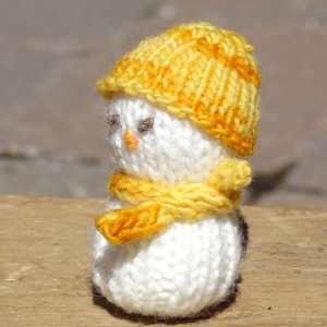 Snowman, Hand Knitted Snowman, Festive Toy, Knitted Snowman, Tree Ornament