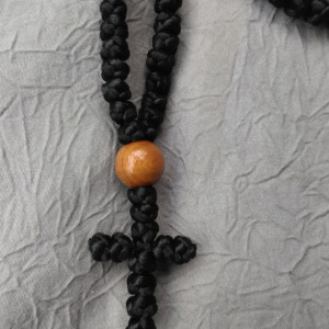 komboskini/chotki/orthodox prayer rope 150 knot-black with olive wood beads