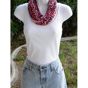 Red White and Blue 4th of July SUMMER SCARF Small Infinity Loop Soft Lightweight Crochet Necklace, Skinny Knit Cowl..Ready to Ship in 3 Days