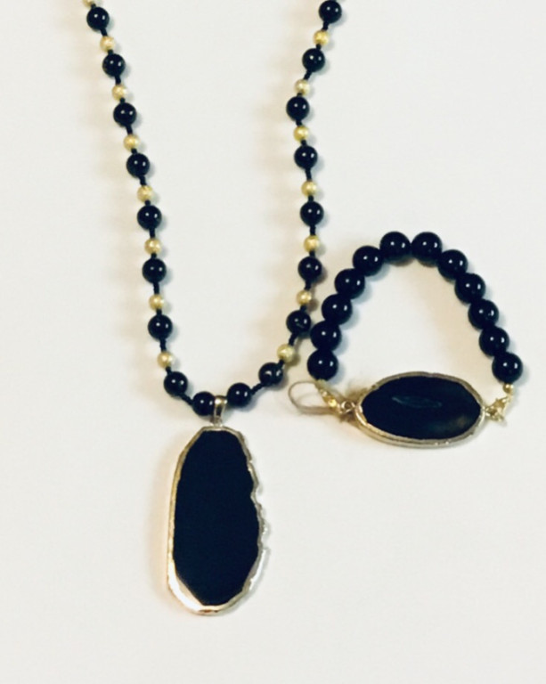 Black & Gold Necklace Set