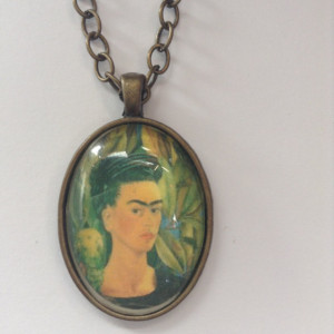 Frida Kahlo Pendant Necklace, Vintage Silver, Vintage Gold. Frida Kahlo Inspired Necklace. Pictures of Frida Kahlo.