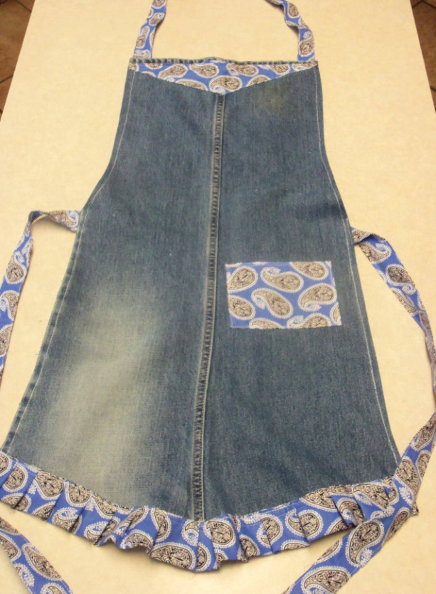 Blue Jean apron - Purple paisley