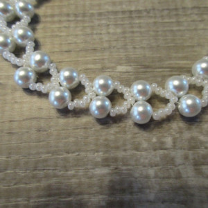 Beaded Bracelet White Pearl Glass Beads